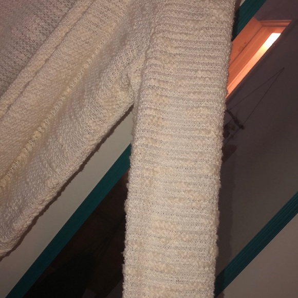 F21 Knit Sweater - Picture 4 of 8